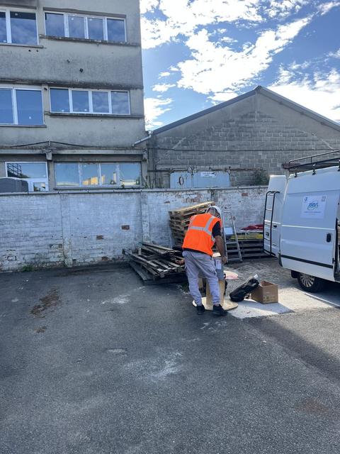 Véhicule d'intervention BBA Energie sur chantier